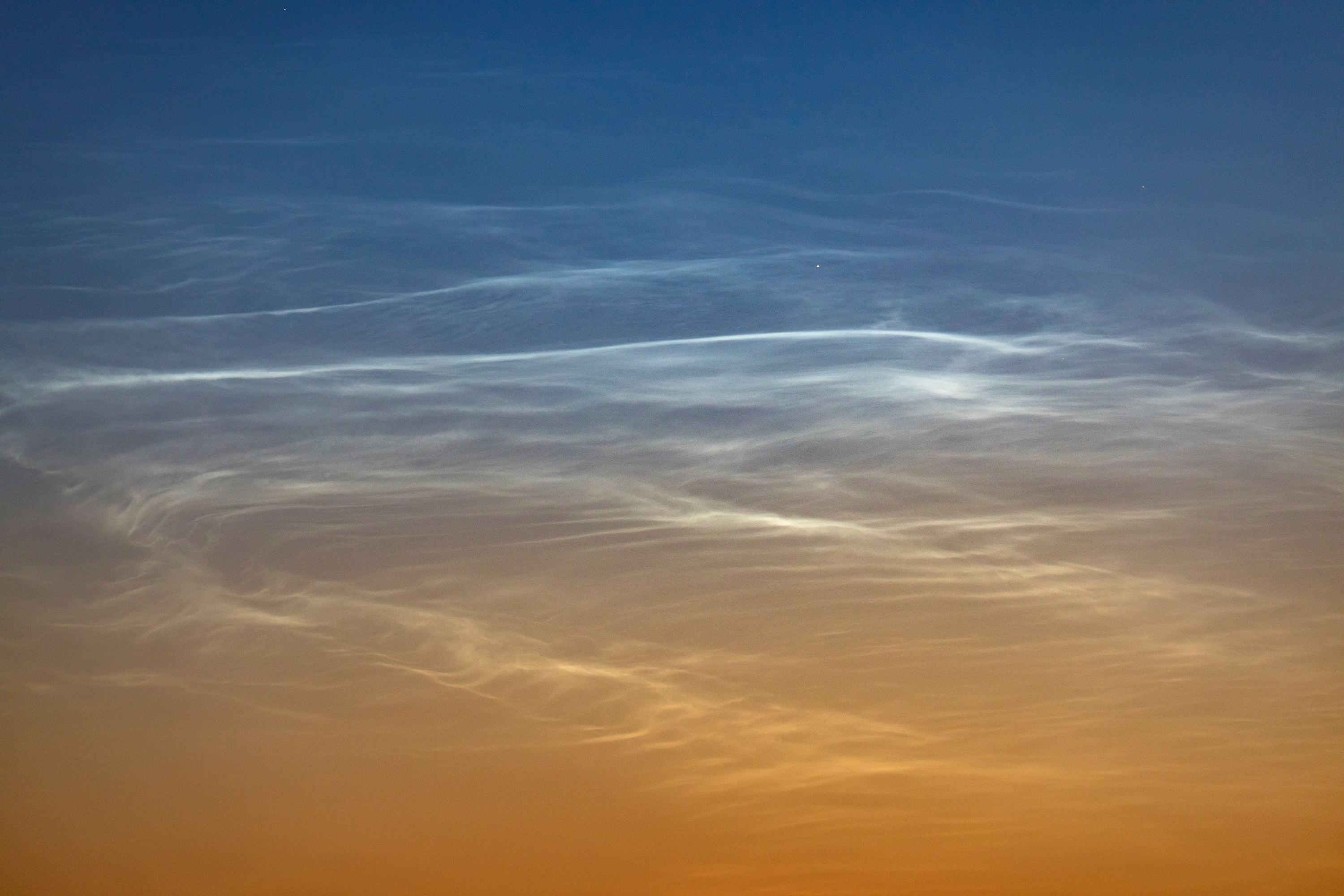 Leuchtende Nachtwolken - Noctilucent Clouds (NLC's)