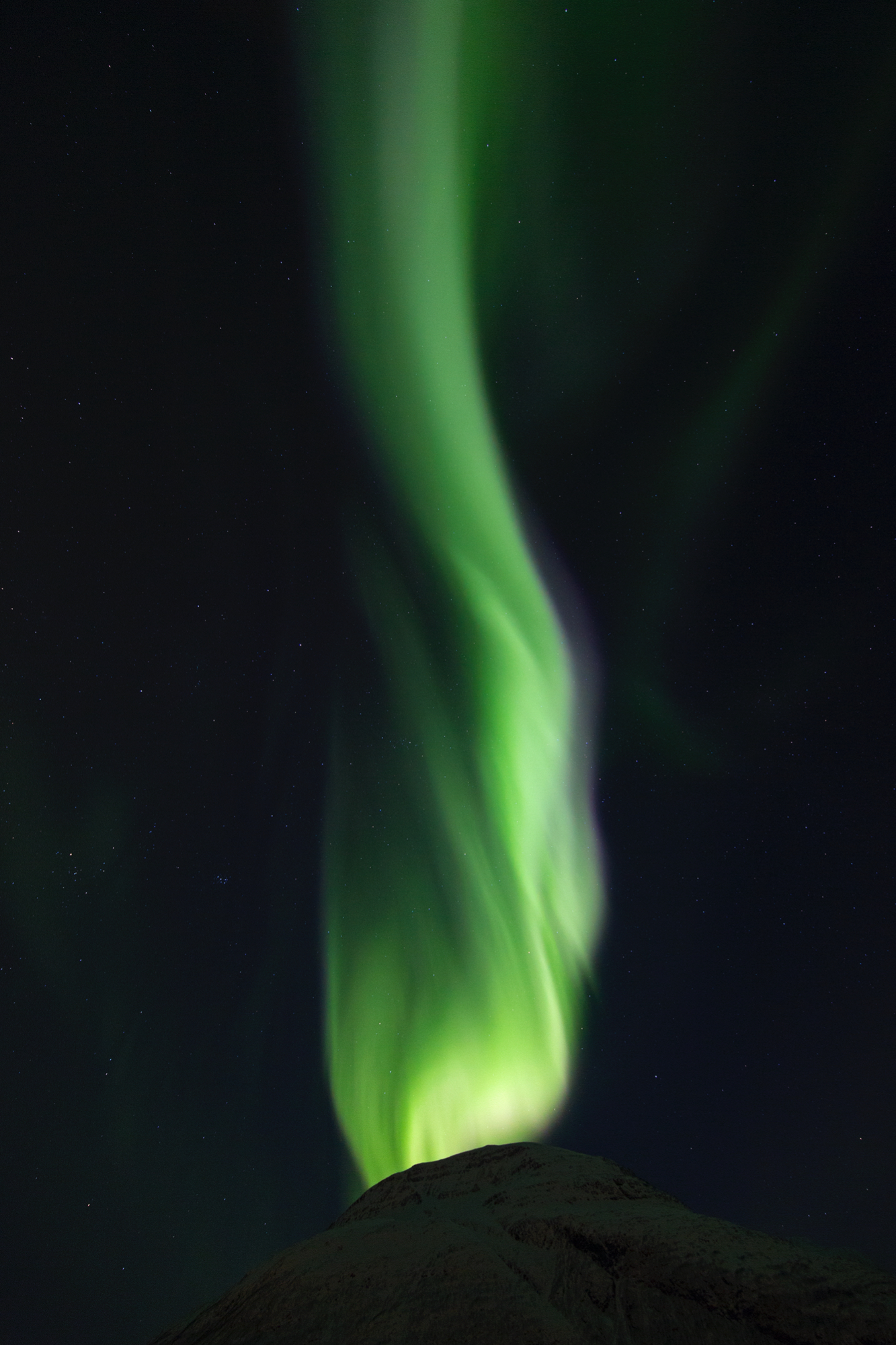 aus dem Berg aufsteigend