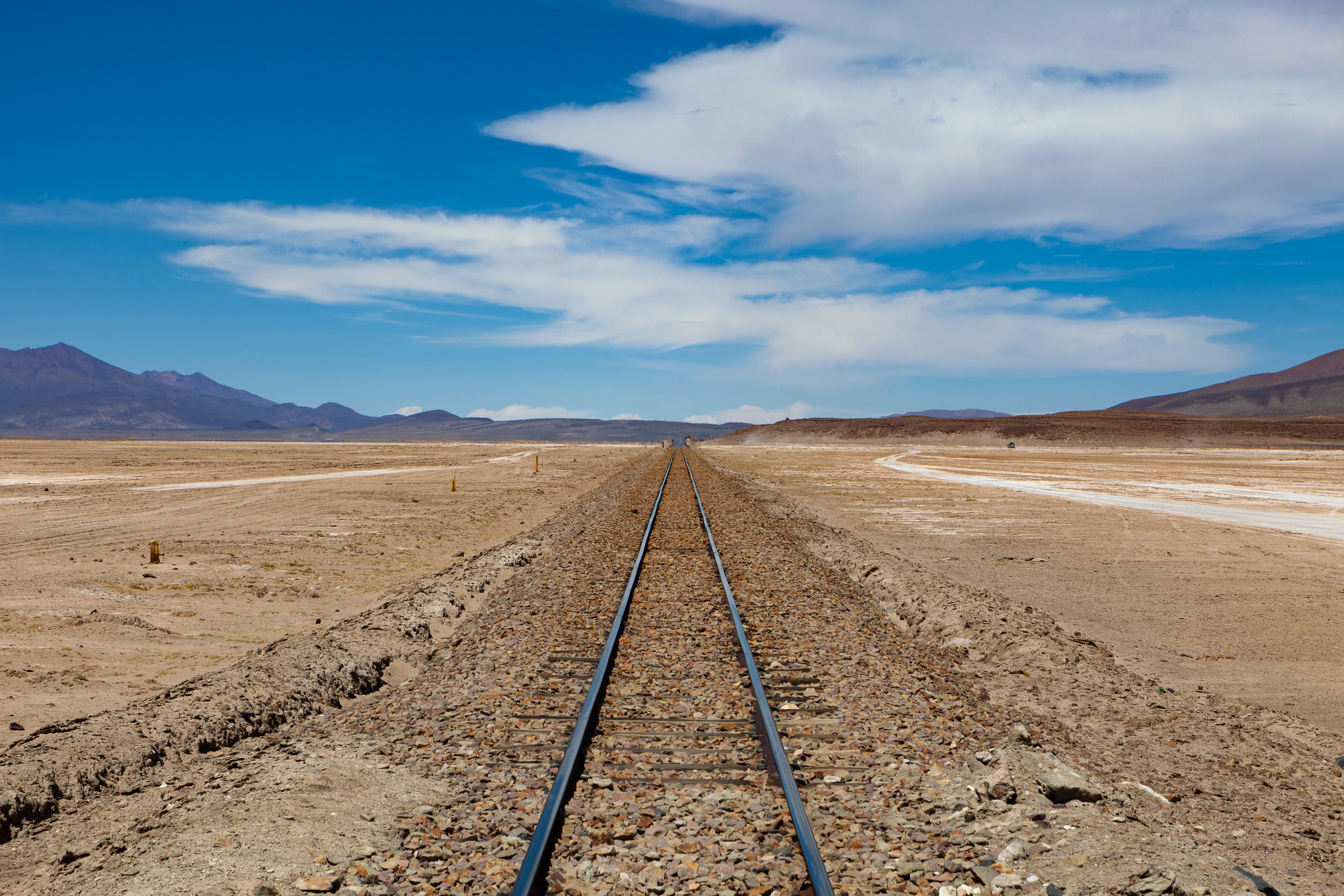 Schienenstrang bis zum Horizont