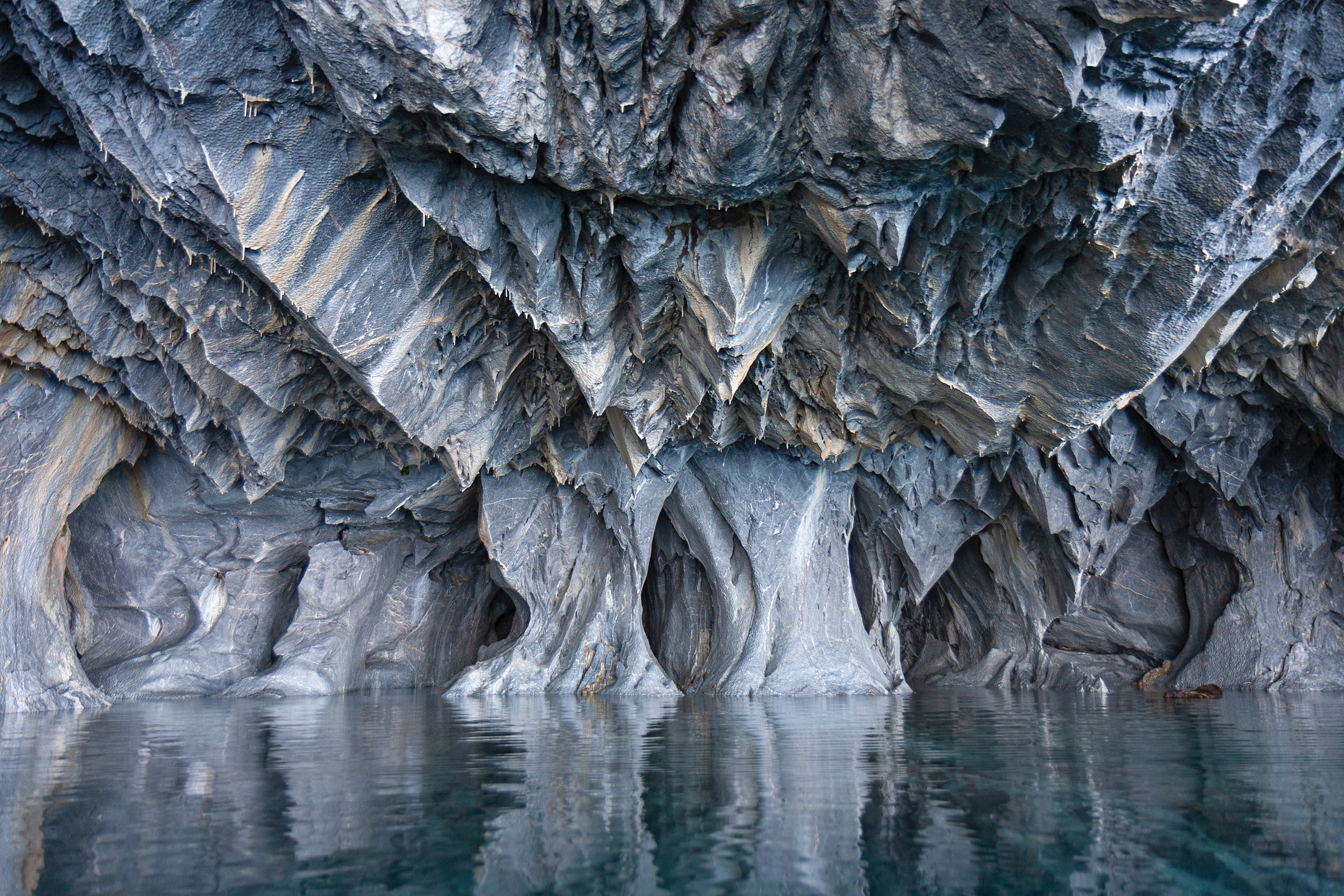 Ein absolutes Naturwunder sind die Marmorhöhlen im Lago General Carrera