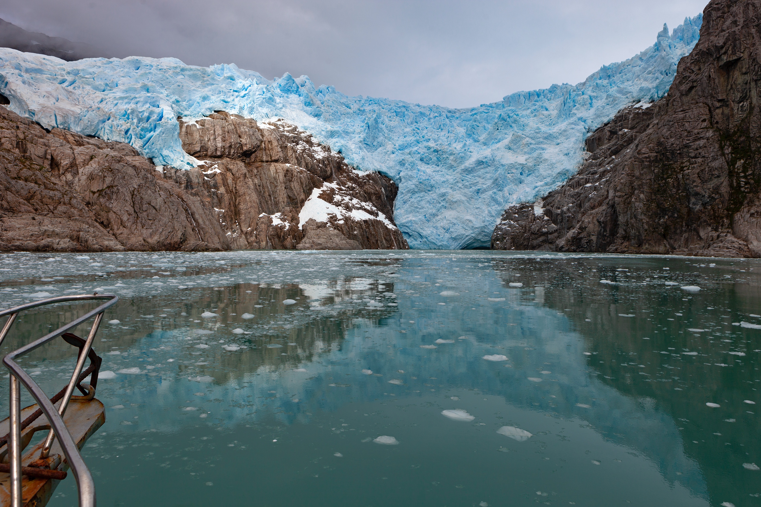 Gletscher Santa Inés am Ende des Fjords Seno Helado, Beagle-Kanal